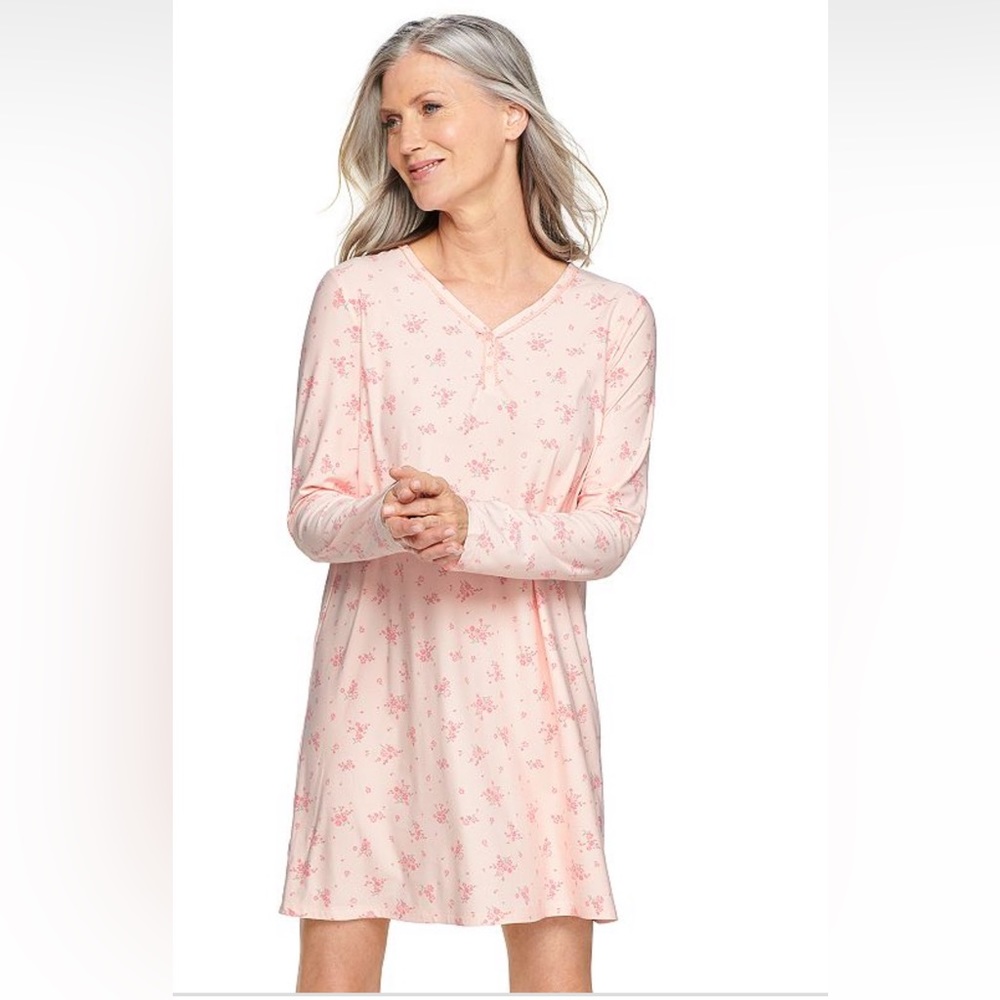 Women's Croft & Barrow Long Sleeve Henley Sleepshirt, Size: Medium, Light Pink